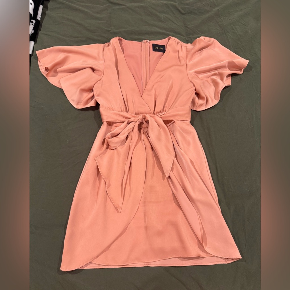 Do + Be DO+BE Satin MINI Dress Flutter Sleeve Sz Small Butter Salmon Deep V-Neck